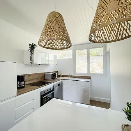 Panisse - Parking - Clim - Wifi